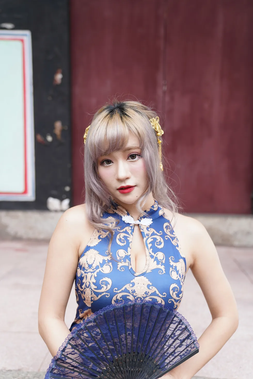 [Mzsock] NO.149 Xue Kaiyun blue flower short cheongsam with high heels and beautiful legs street photography#[105P]-46