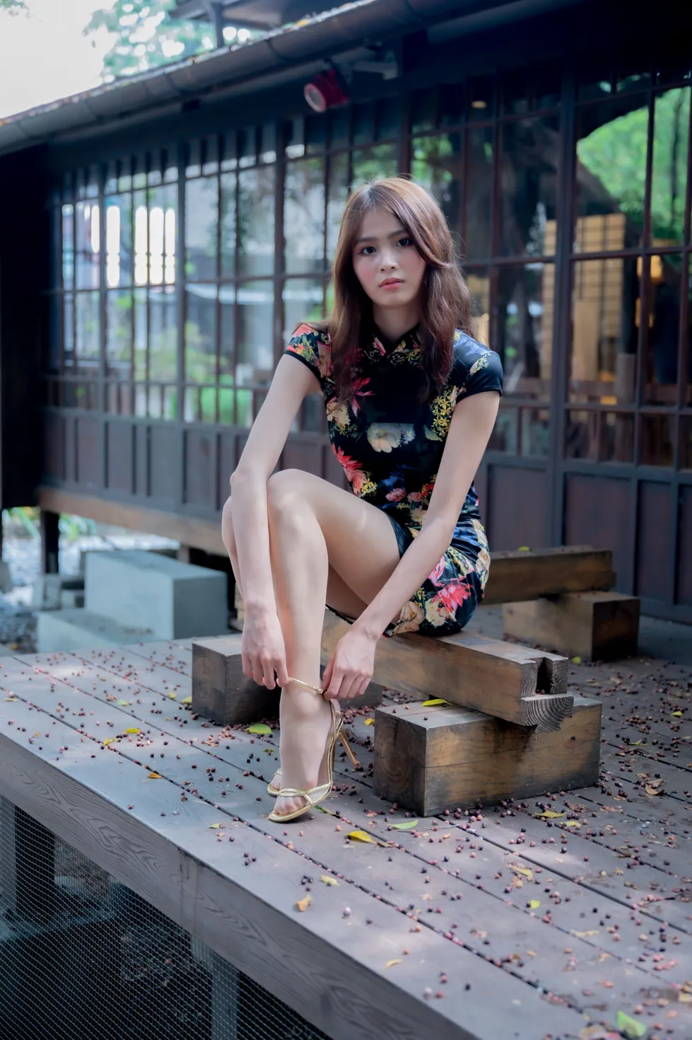 [Mzsock] NO.202 He Jiaxin black flower short cheongsam stockings high heels beautiful legs street photography#[97P]-27