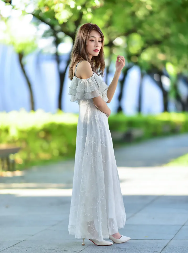 [Mzsock] NO.200 vivi Cao Yuanyuan suspender high-slit long skirt with high heels and beautiful legs street photography#[105P]-71