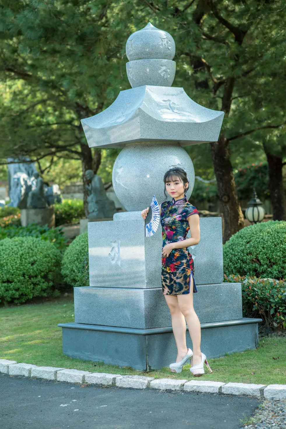 [Mzsock] NO.194 Yu Chen short cheongsam high heels beautiful legs street photography#[105P]-95